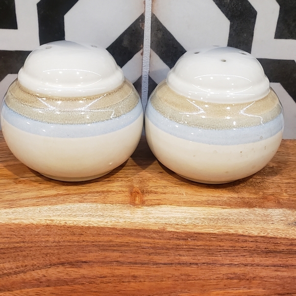 Noritake Painted Desert Salt Pepper Shakers Japan Stoneware - Picture 5 of 6